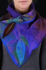 Nikkimoda Elegant Leaf Embroidered Scarf